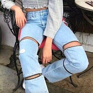 CARMAR LA Juliet High Rise Relaxed Zipper Leg Distressed Raw Hem Jeans